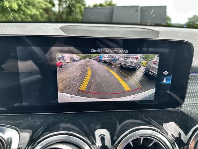 Used 2022 Mercedes-Benz GLB 250 4MATIC image 18
