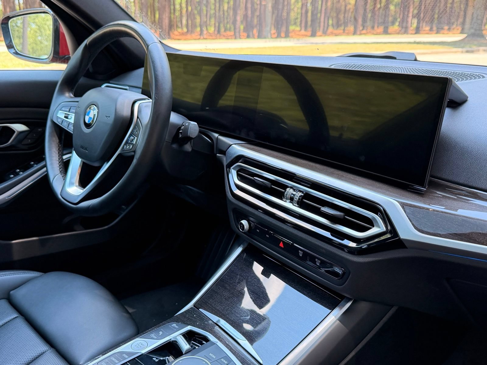 Used 2023 BMW 330i Sedan w/ Driving Assistance Package RWD image 21