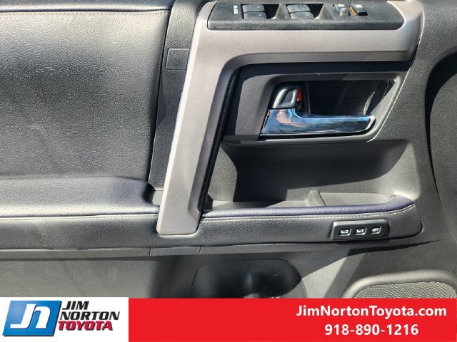 Used 2023 Toyota 4Runner Limited AWD/4WD image 25