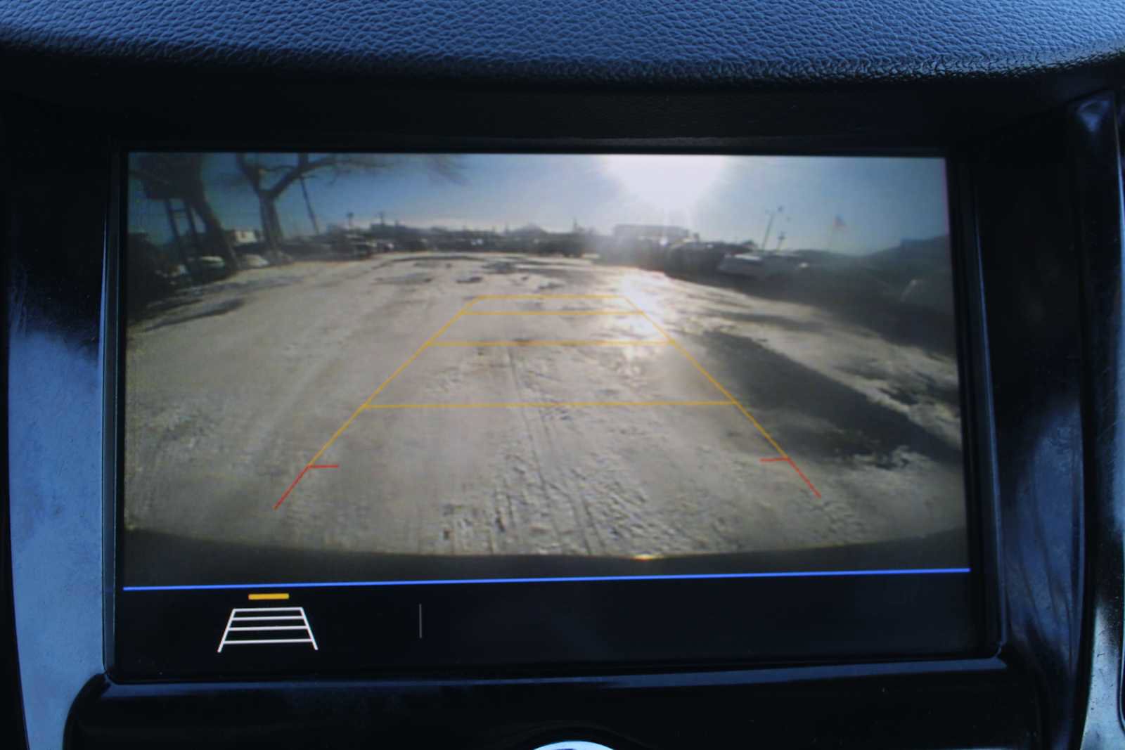 Used 2019 Chevrolet Trax LS image 17