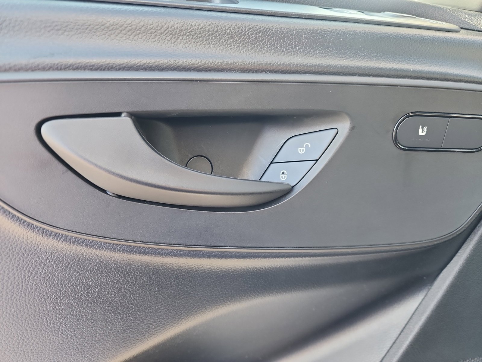 Used 2024 Mercedes-Benz Sprinter 3500 w/ Parking Package image 17