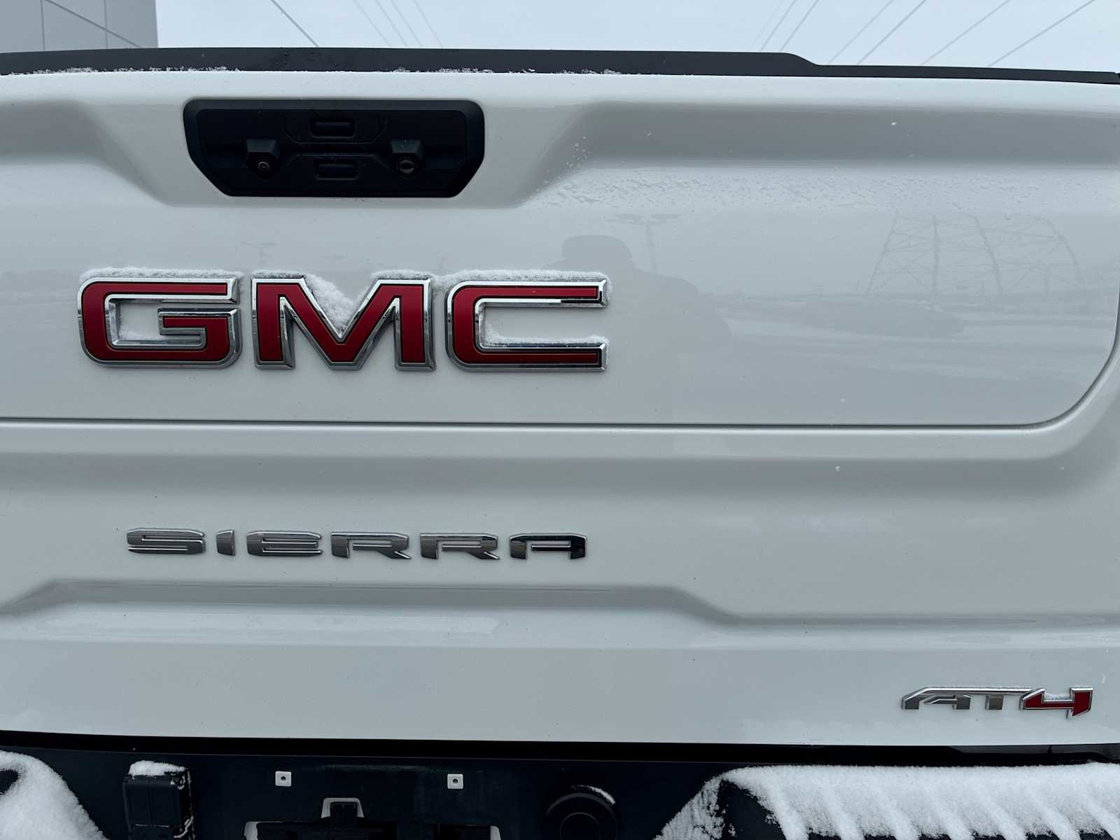 Certified 2022 GMC Sierra 1500 AT4 w/ Technology Package image 38