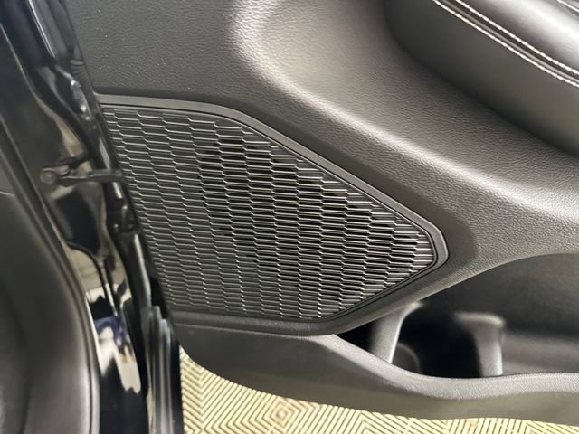 Used 2023 Jeep Grand Cherokee L Laredo image 30