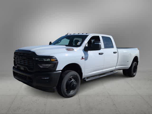 New 2026 RAM 3500 Tradesman AWD/4WD image 4