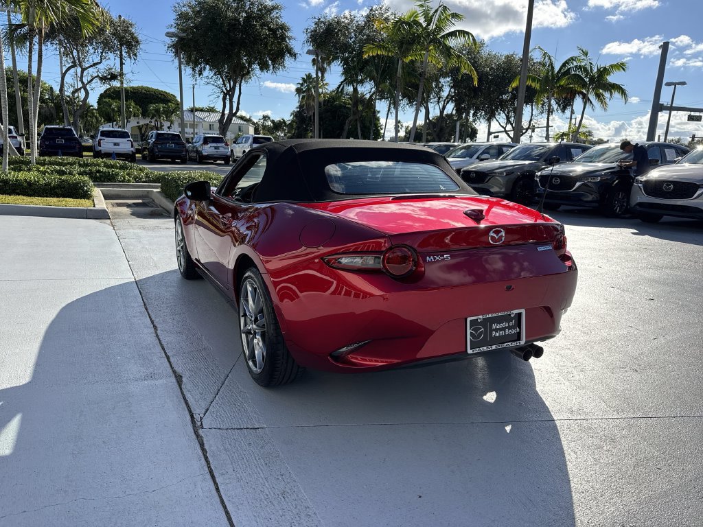 Used 2023 MAZDA MX-5 Miata Grand Touring w/ Weather Package RWD image 13