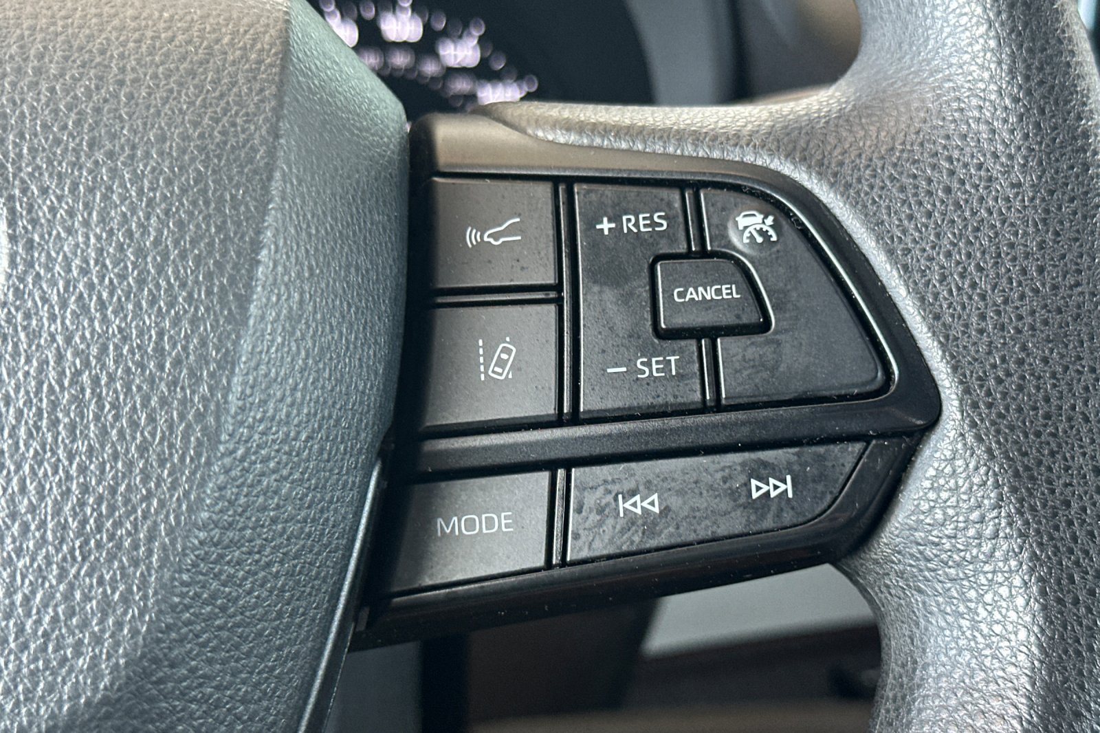 Certified 2024 Toyota Sienna LE AWD/4WD image 29