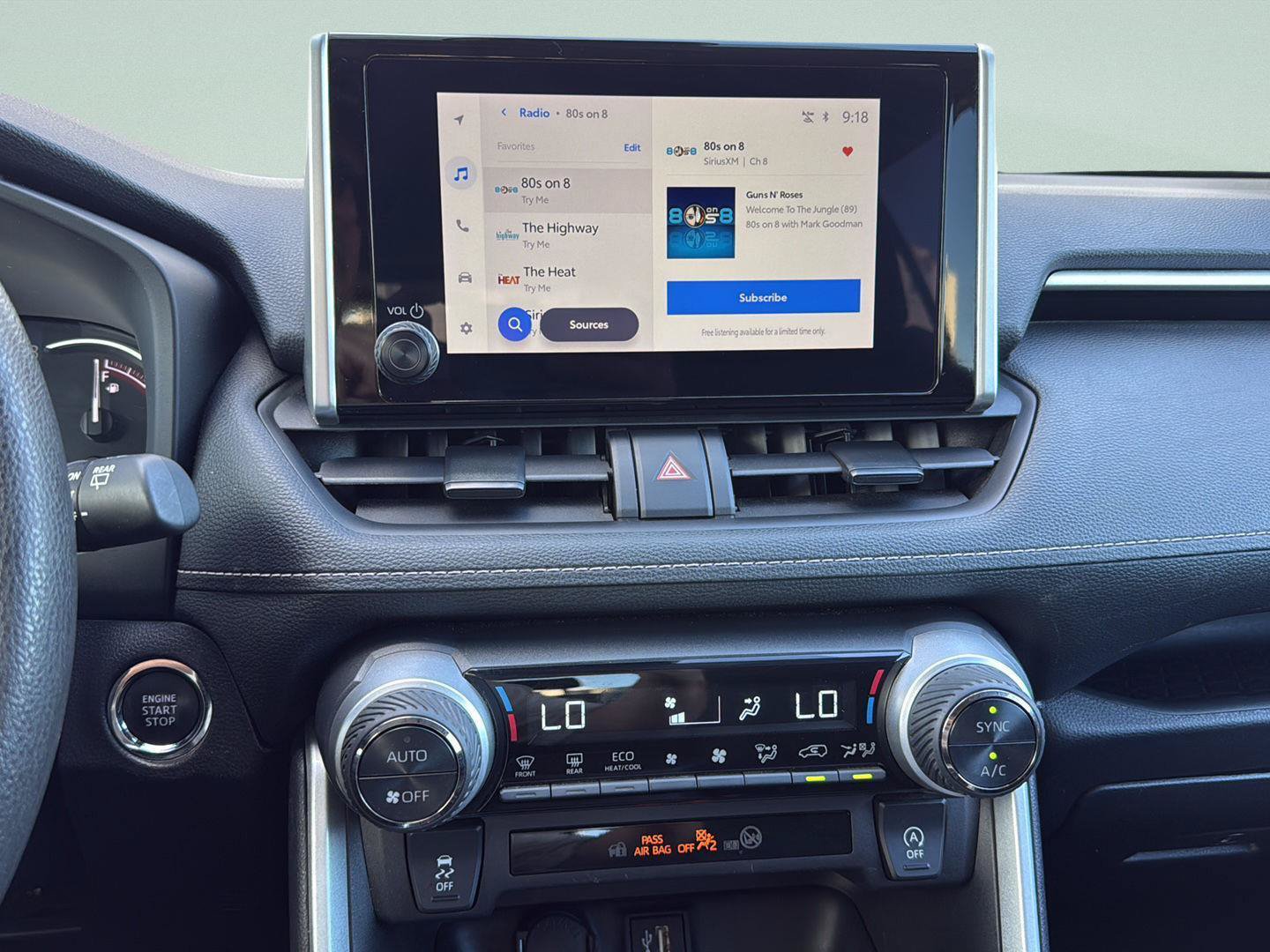 Used 2024 Toyota RAV4 XLE FWD image 18