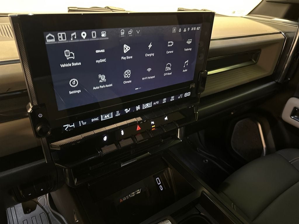 Used 2026 GMC Hummer EV SUV AWD/4WD image 26