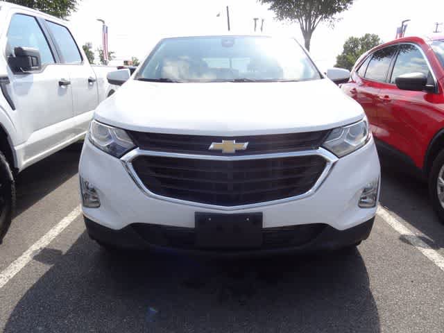 Used 2020 Chevrolet Equinox LT w/ Driver Convenience Package FWD image 2