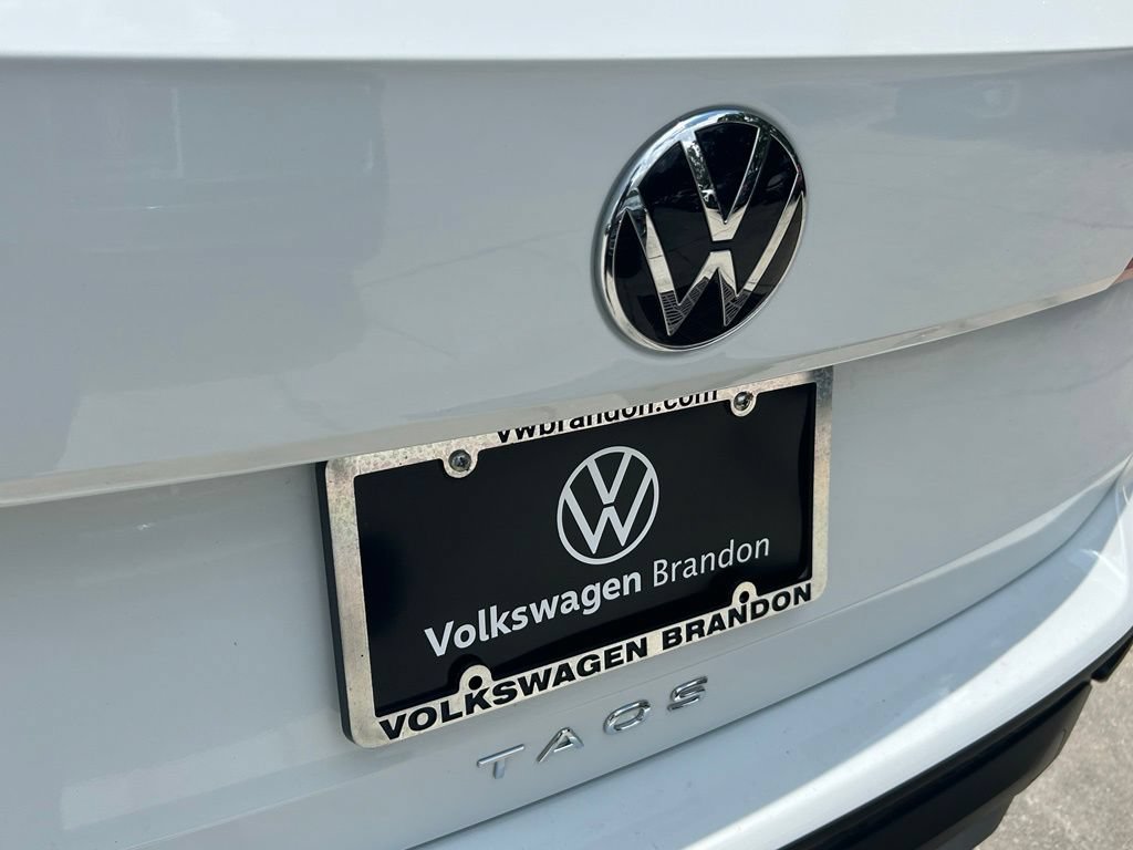 Used 2023 Volkswagen Taos S FWD image 29