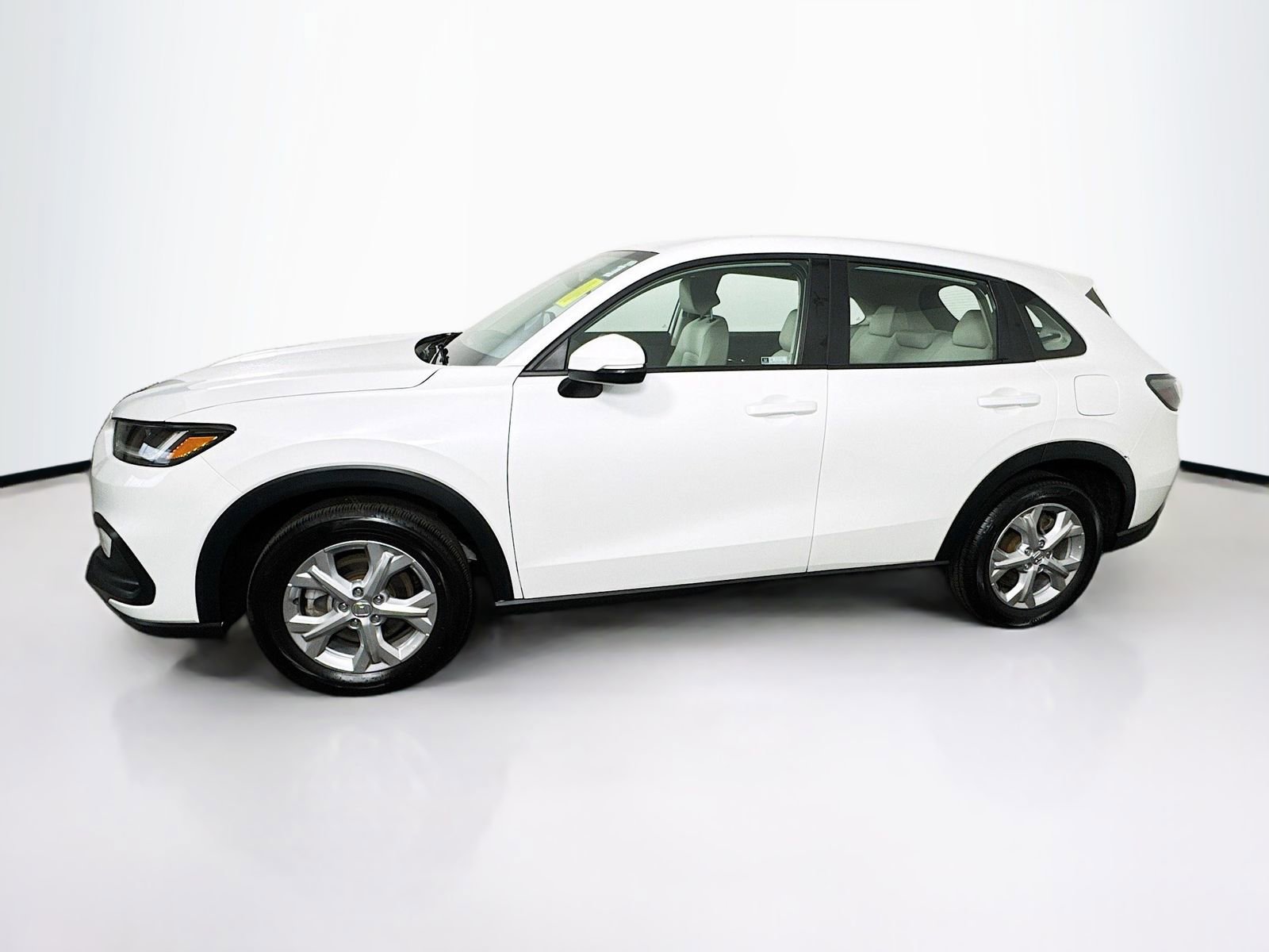 Used 2024 Honda HR-V LX image 4
