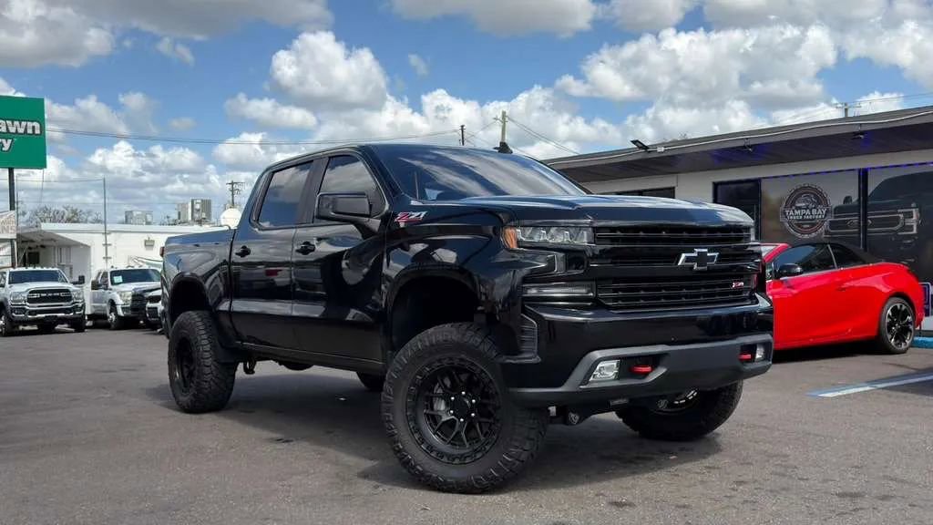 Used 2020 Chevrolet Silverado 1500 LT Trail Boss image 5