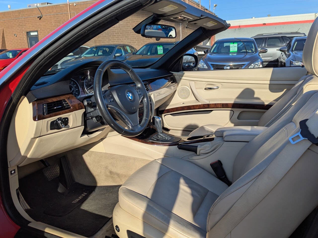 Used 2011 BMW 335i Convertible RWD image 13