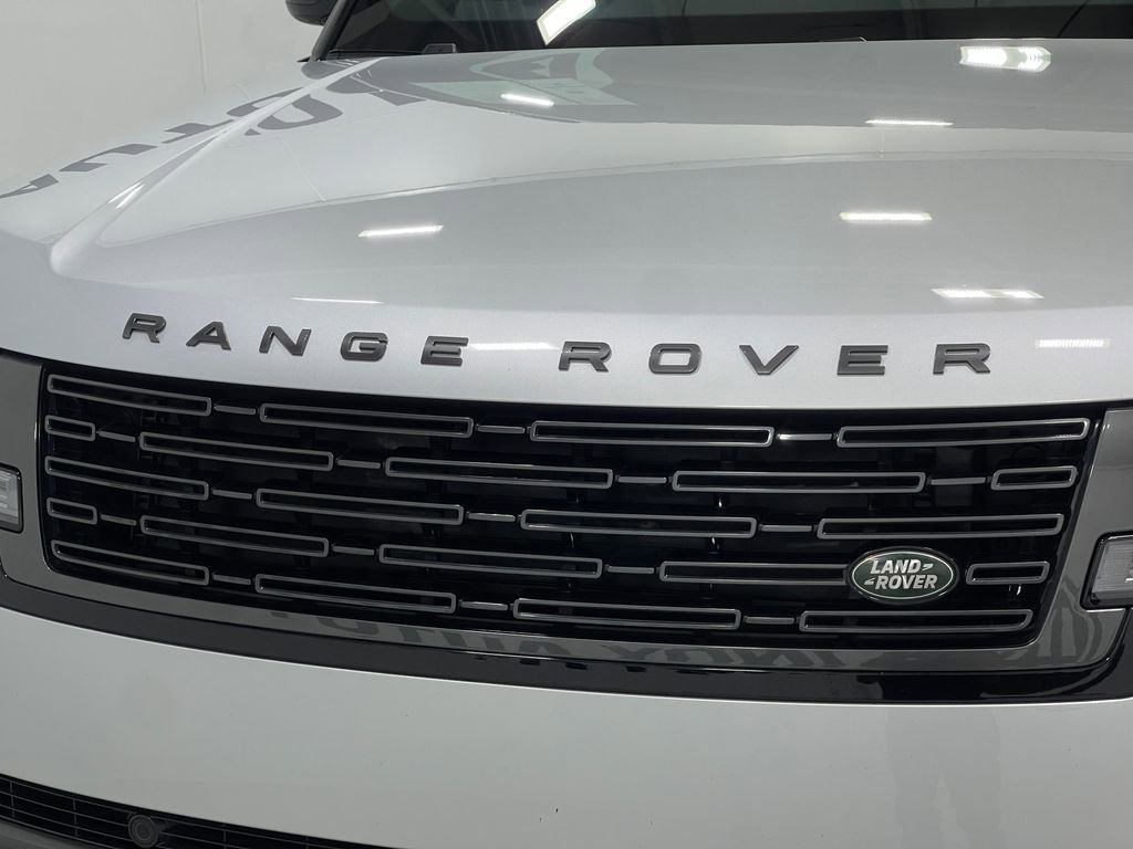 Used 2024 Land Rover Range Rover SE image 37