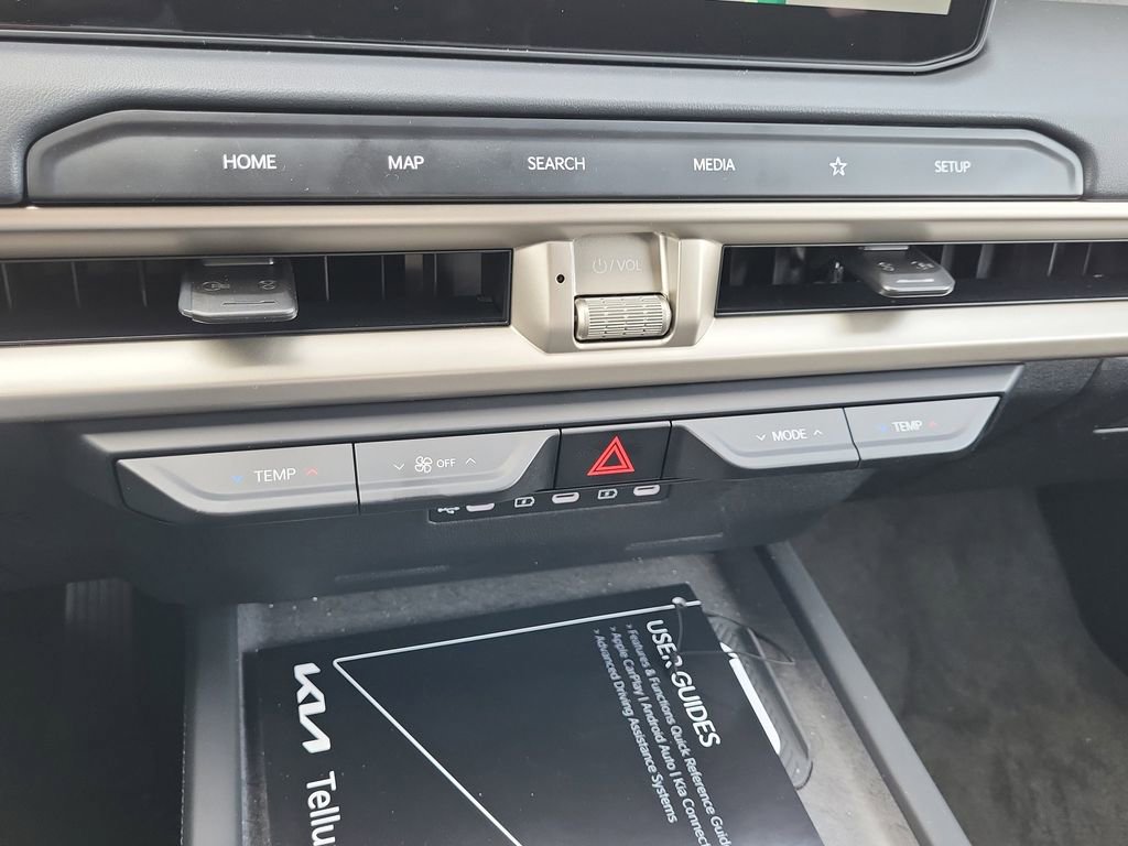 New 2027 Kia Telluride S image 22