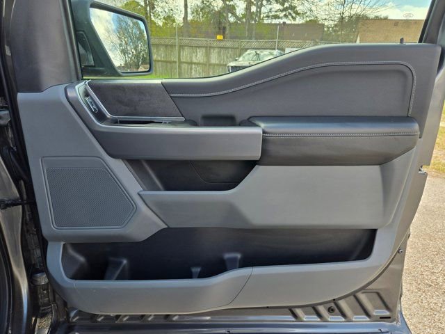 Used 2025 Ford F150 XLT w/ Equipment Group 301A Standard image 27