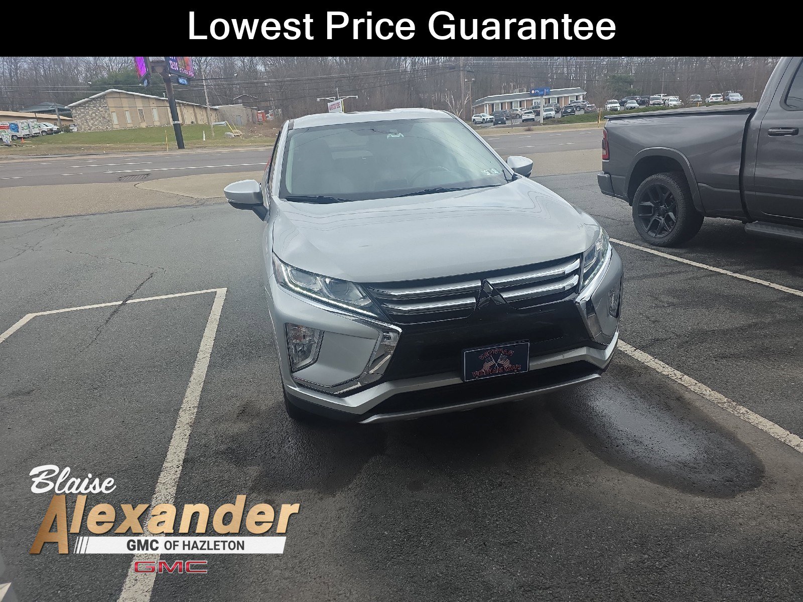 Used 2018 Mitsubishi Eclipse Cross SE image 1
