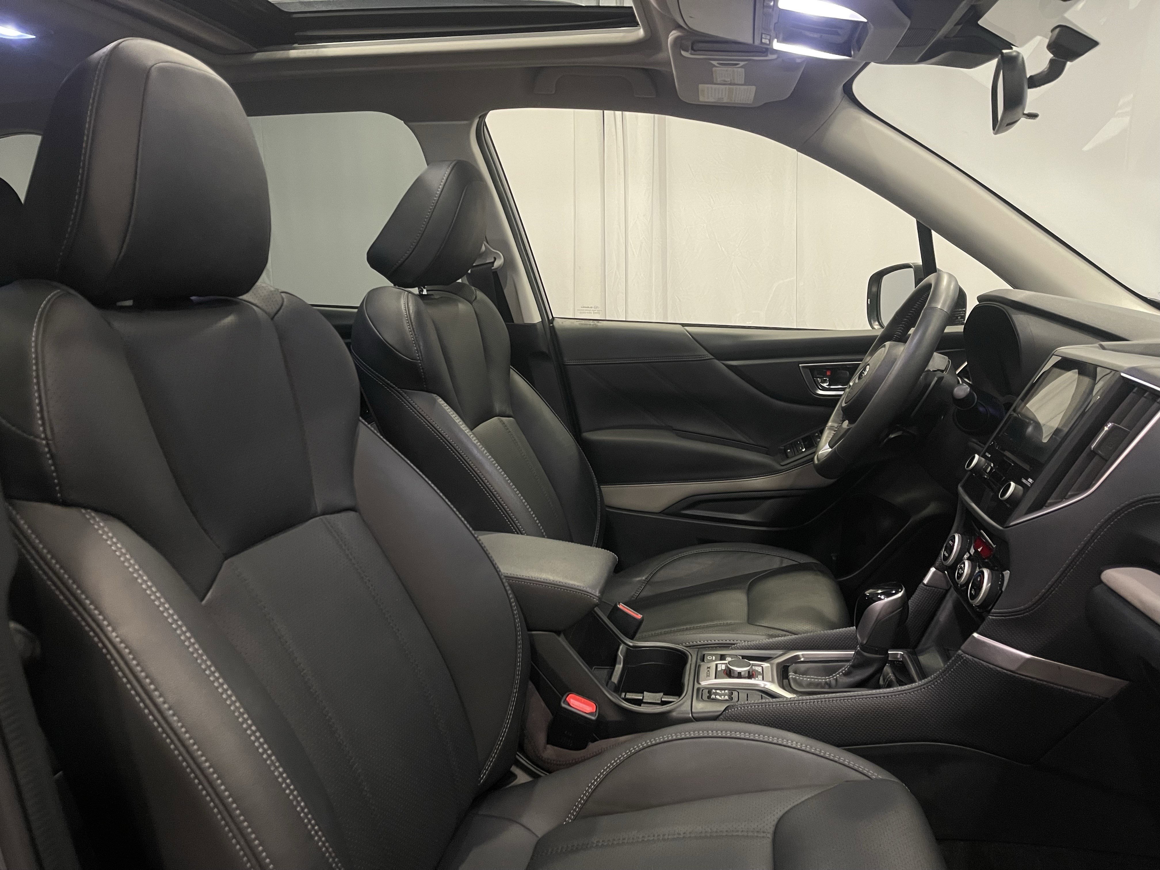 Used 2023 Subaru Forester Limited AWD/4WD image 15