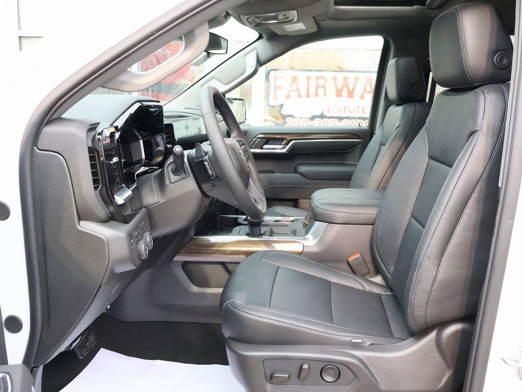 New 2026 Chevrolet Silverado 1500 RST image 16