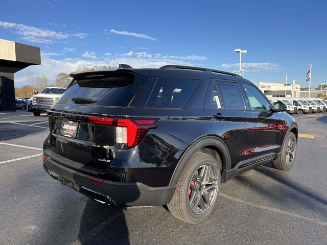 New 2026 Ford Explorer ST-Line w/ ST-Line Street Pack image 7