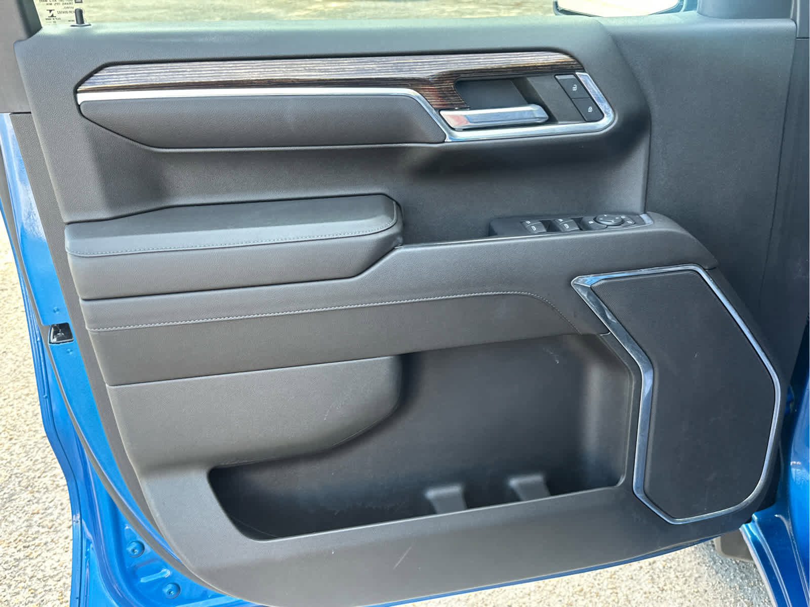 Used 2022 GMC Sierra 1500 Elevation image 24