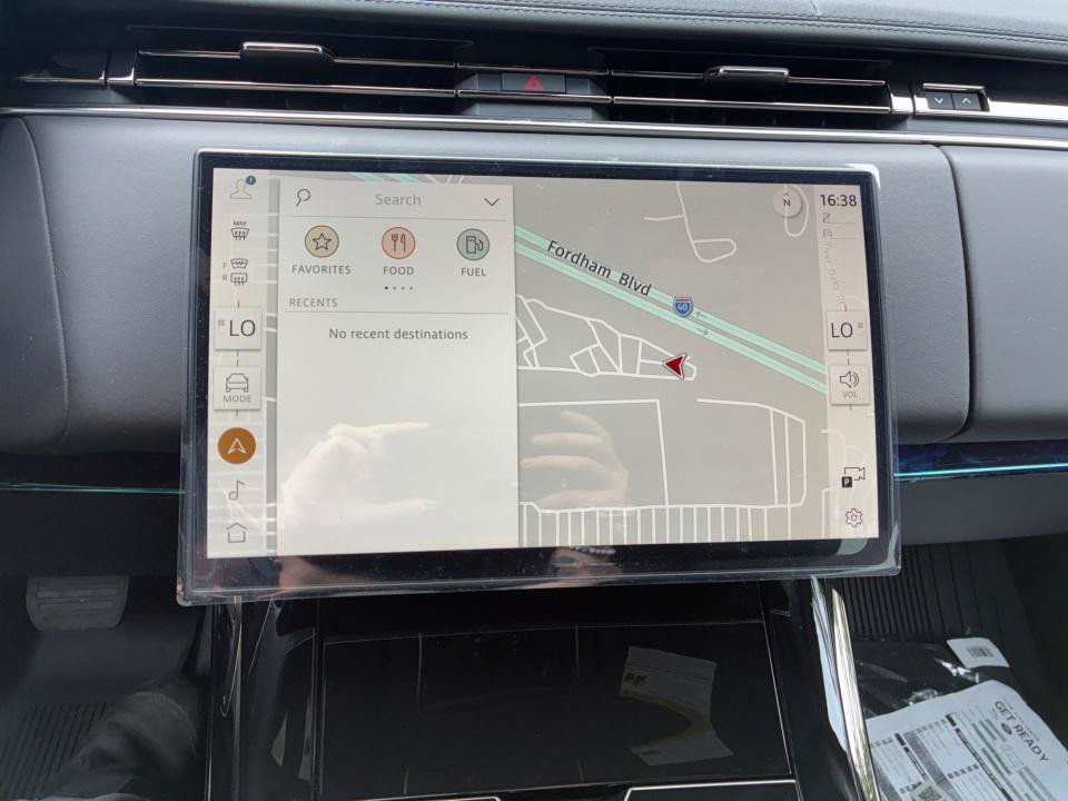 New 2026 Land Rover Range Rover Sport SE AWD/4WD image 17