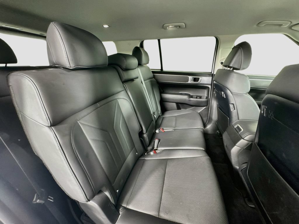 Used 2026 Hyundai Santa Fe SEL FWD image 29