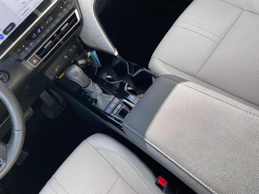 Certified 2025 Toyota Camry XLE AWD/4WD image 18