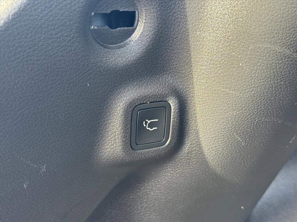 Used 2018 Jeep Compass Latitude image 8