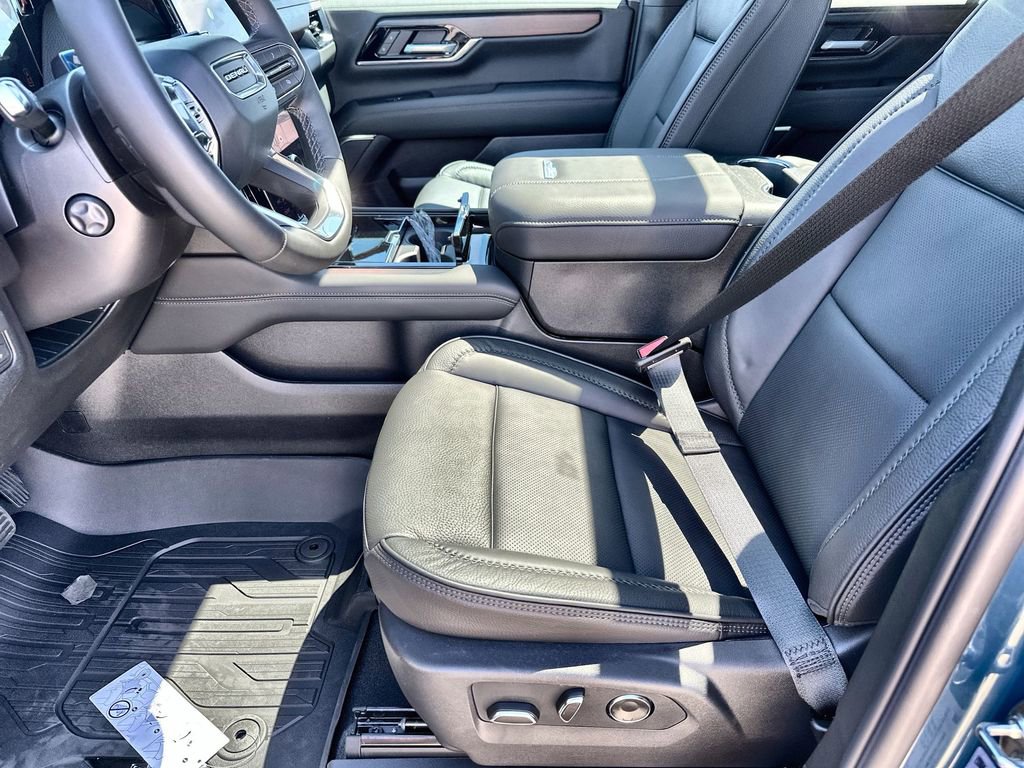 New 2026 GMC Yukon Denali image 24