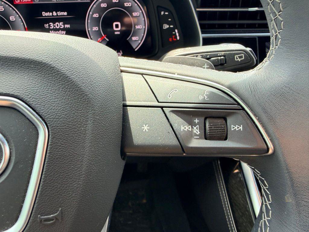Certified 2025 Audi Q7 2.0T Premium Plus w/ Premium Plus Package AWD/4WD image 38