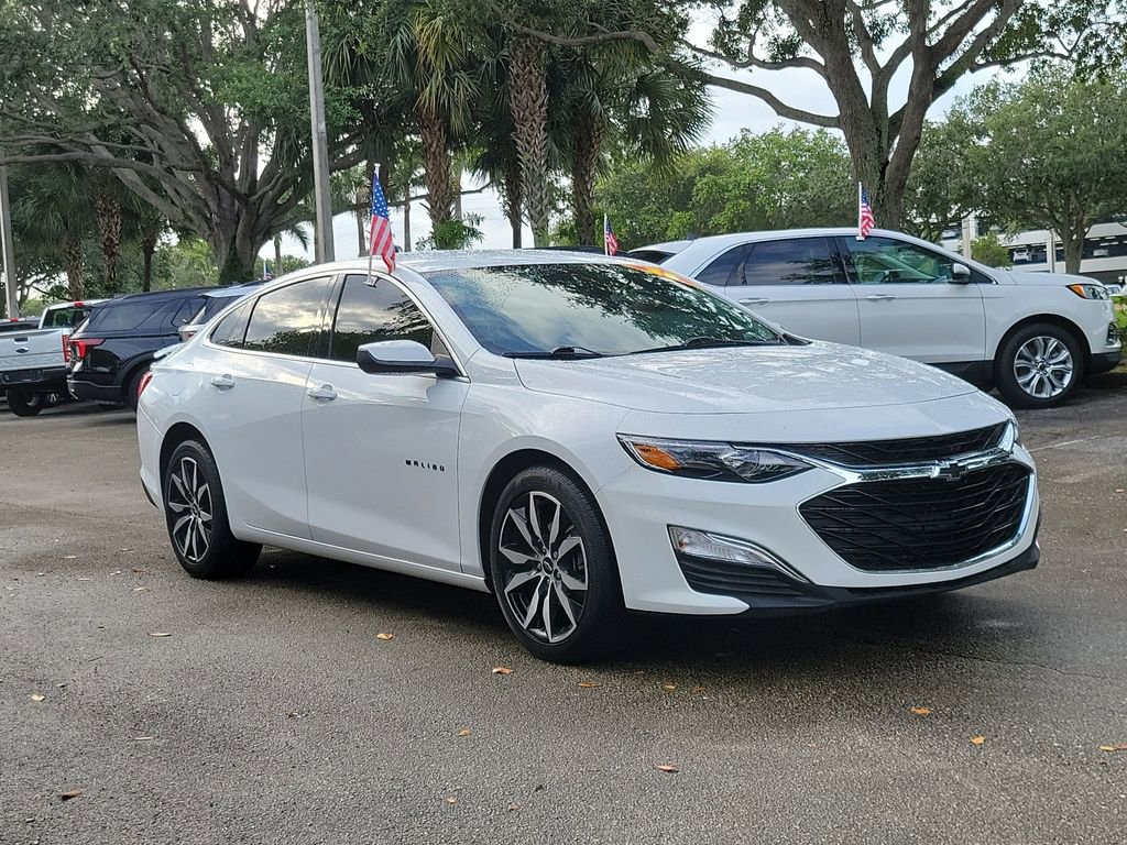 Used 2025 Chevrolet Malibu RS FWD video 2