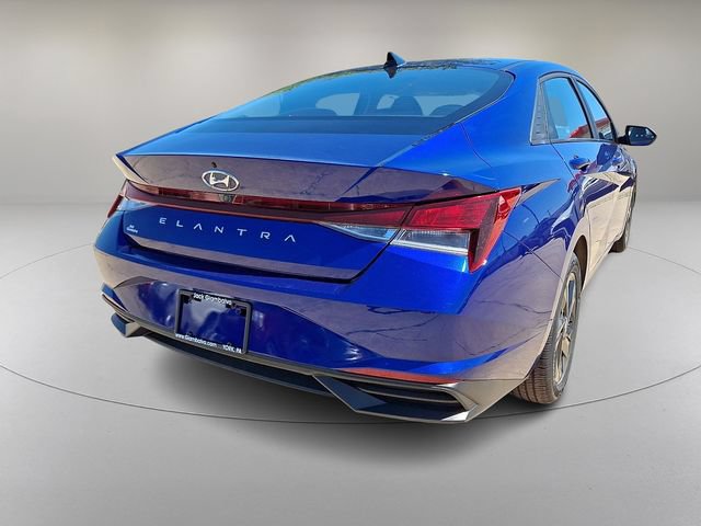 Certified 2022 Hyundai Elantra SEL w/ Convenience Package FWD image 10