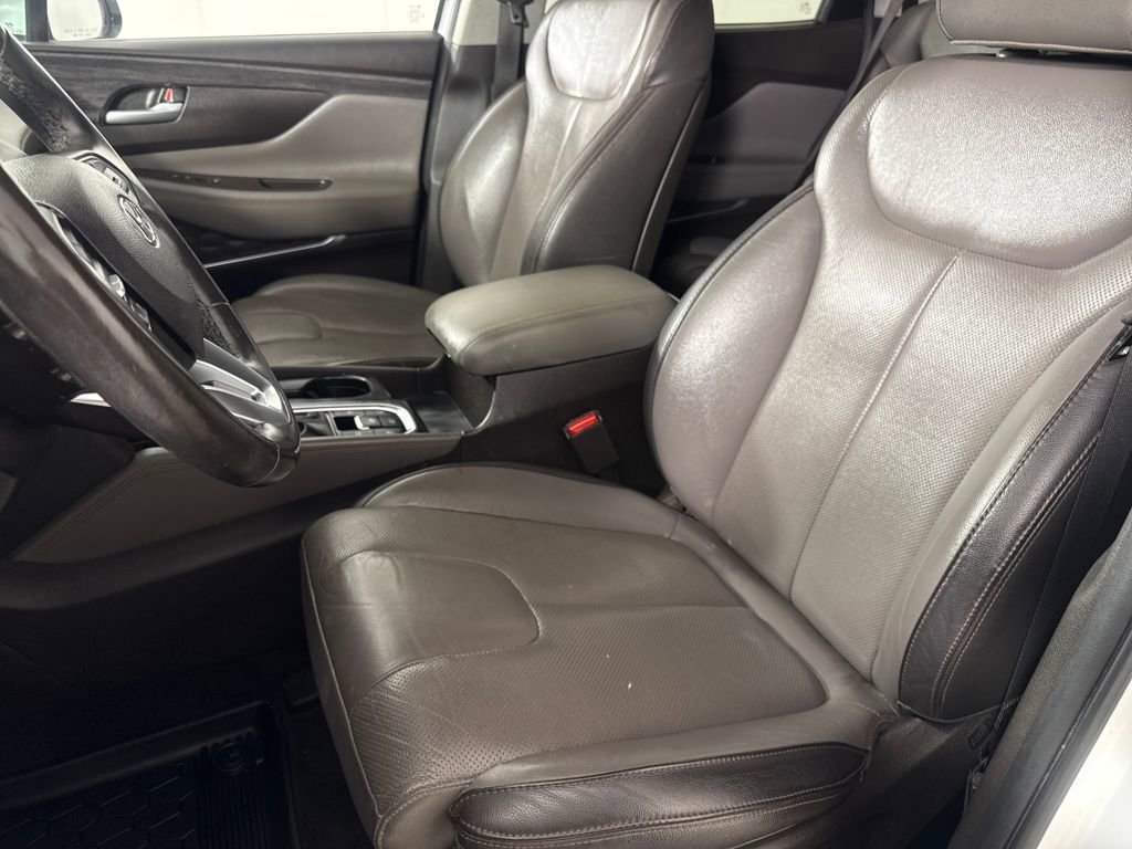 Used 2020 Hyundai Santa Fe Limited image 11
