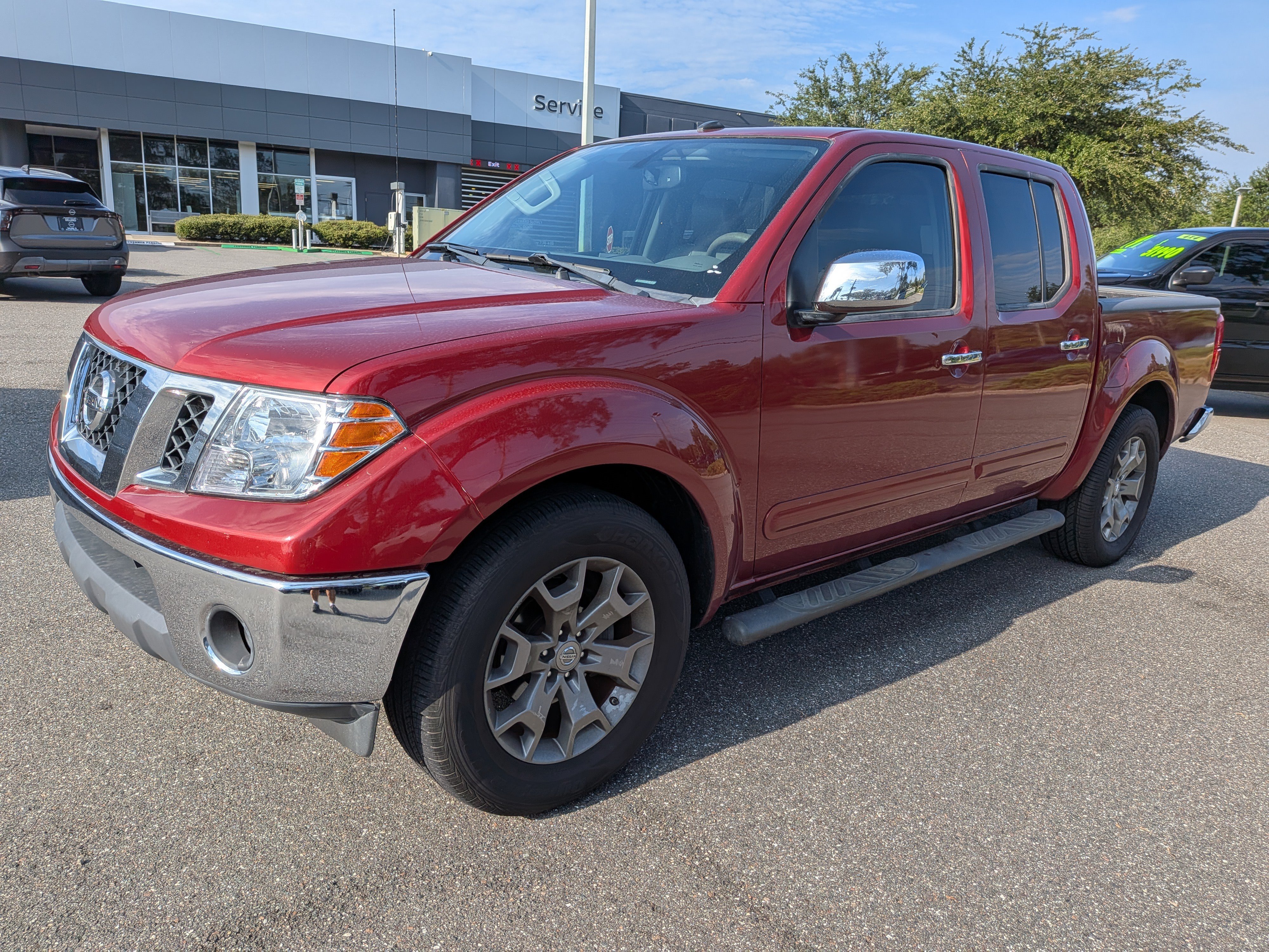 Used 2019 Nissan Frontier SL RWD image 8