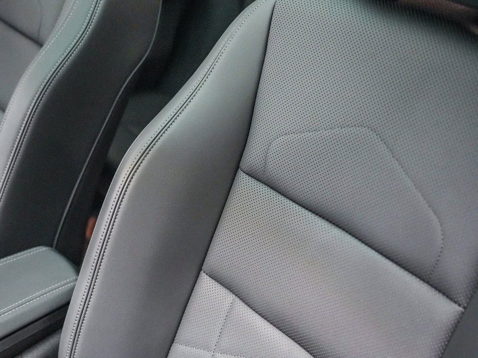 Certified 2024 BMW X2 xDrive28i w/ Technology Package image 25