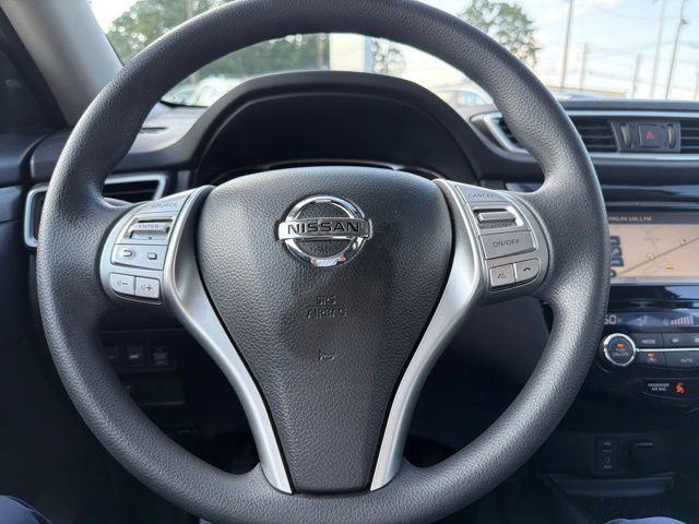 Used 2015 Nissan Rogue SV w/ SV Premium Package FWD image 17