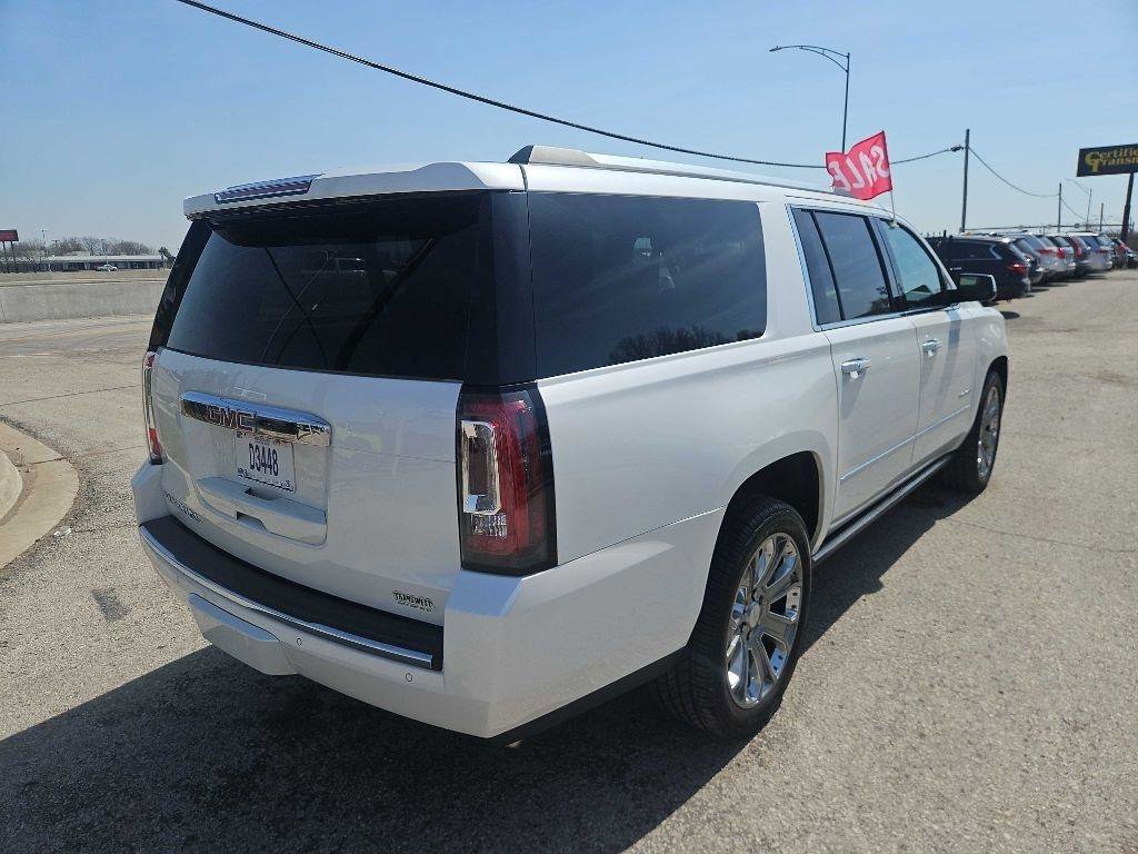 Used 2016 GMC Yukon XL Denali w/ Open Road Package AWD/4WD image 4