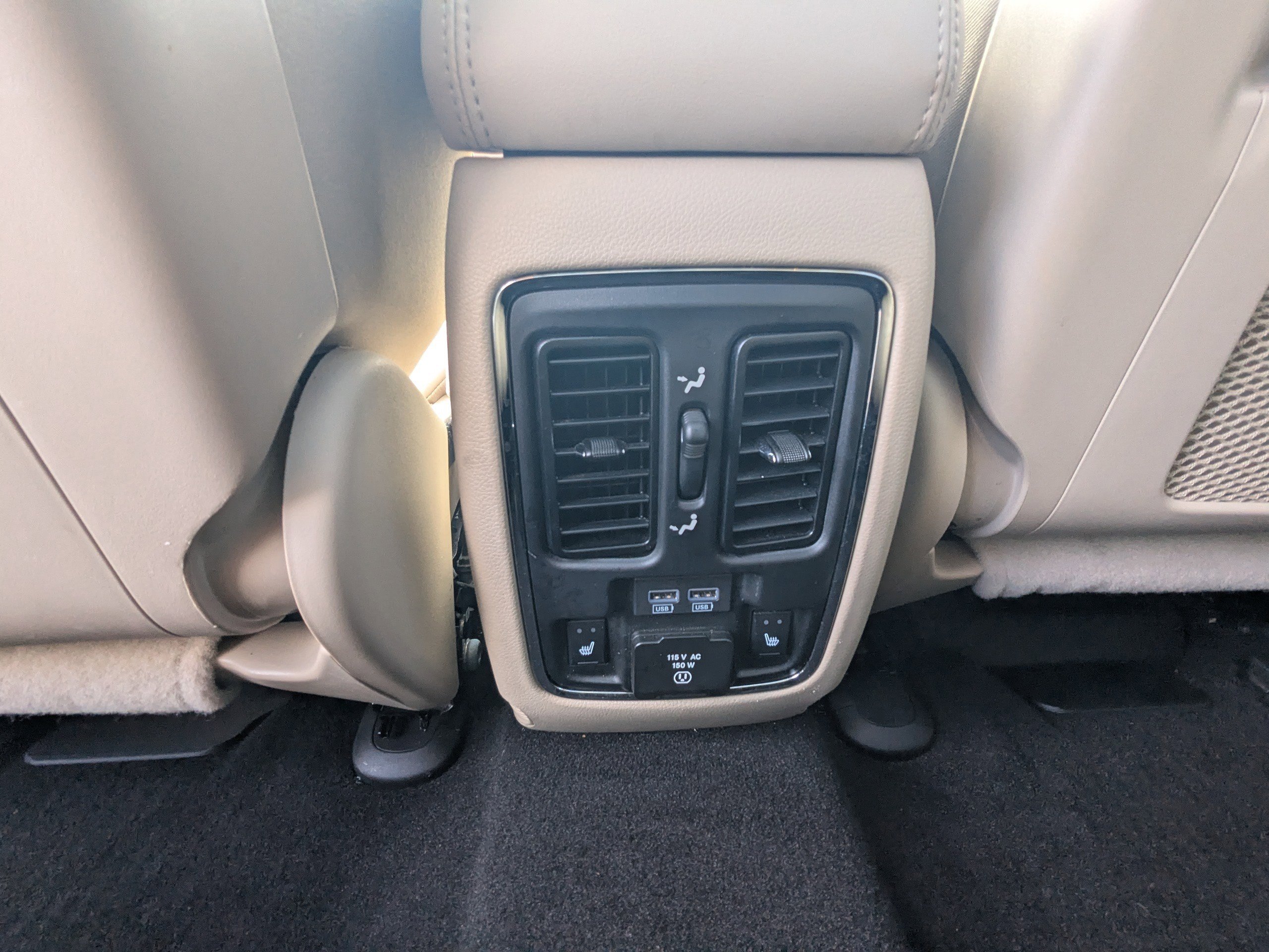 Used 2020 Jeep Grand Cherokee Limited w/ Luxury Group II image 14