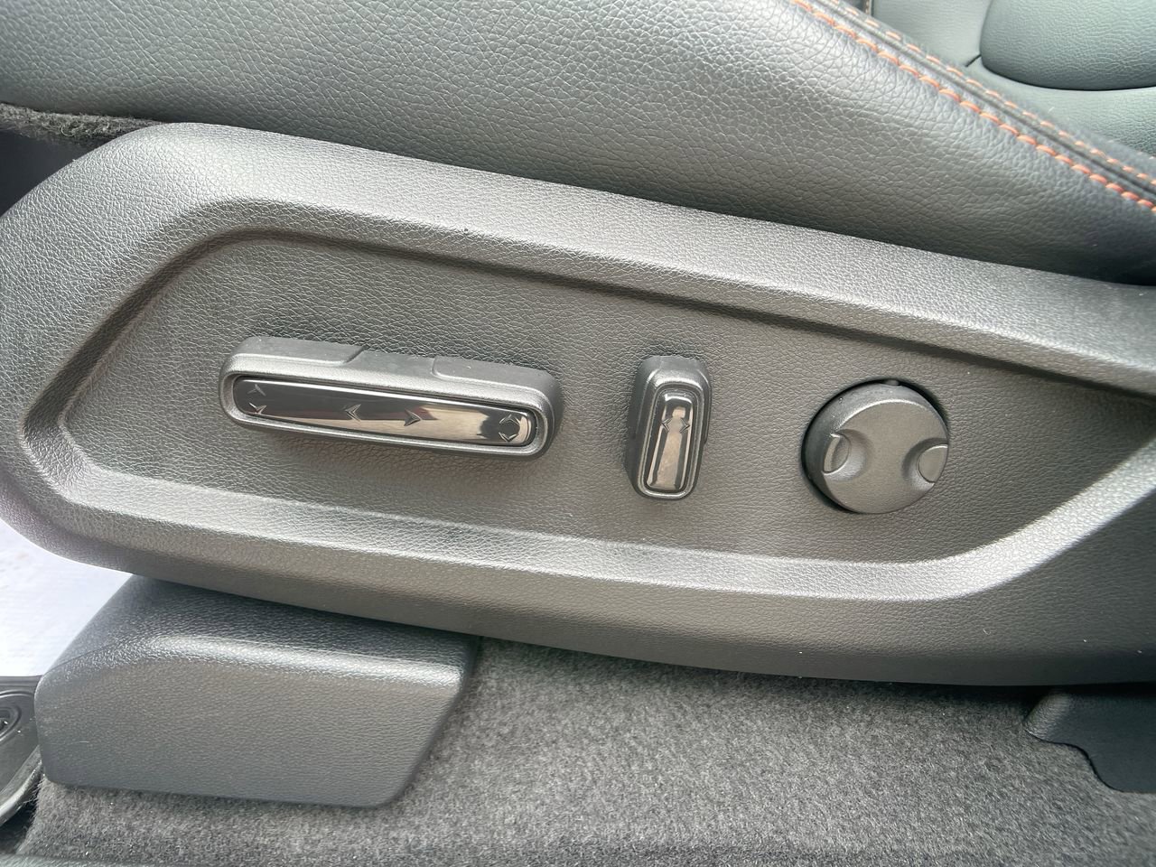 Certified 2025 Honda Pilot TrailSport image 13