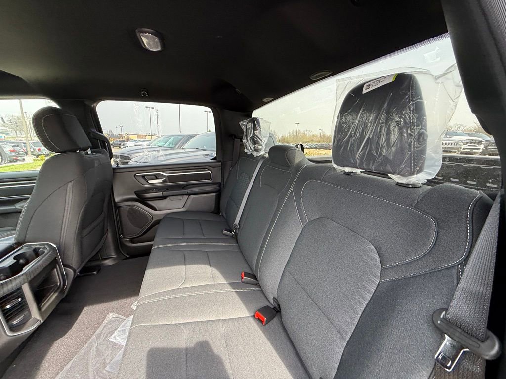 New 2026 RAM 1500 4x4 Crew Cab image 25