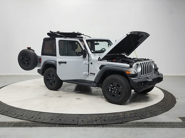 Used 2024 Jeep Wrangler Sport AWD/4WD image 9