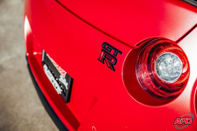 Used 2020 Nissan GT-R Premium w/ Premium Interior Package image 35