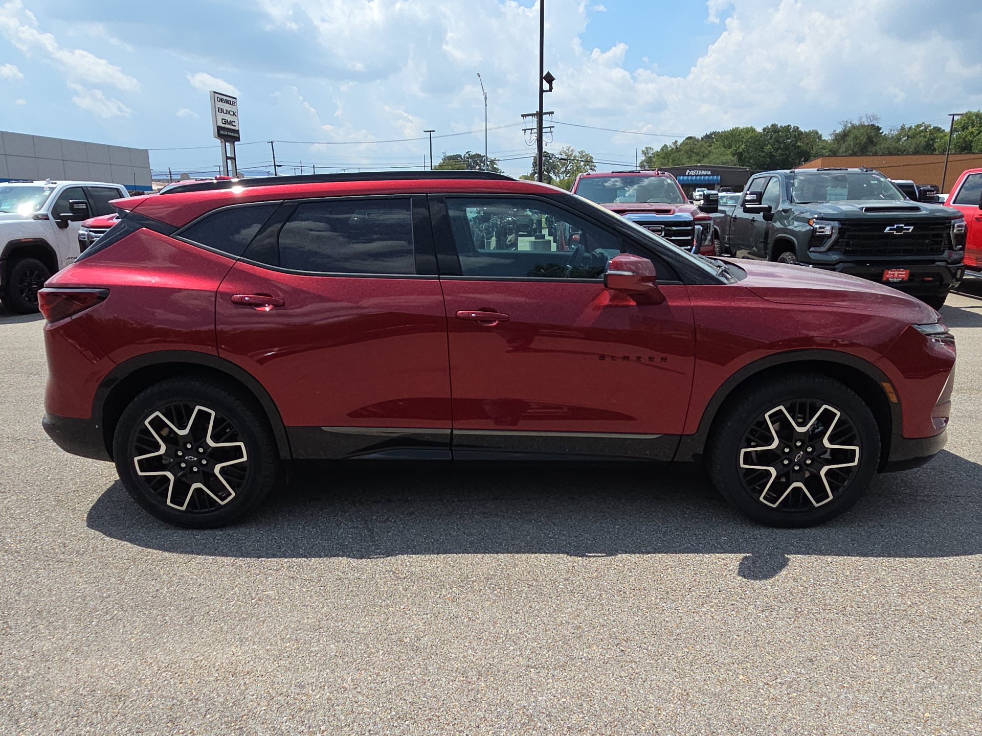 New 2026 Chevrolet Blazer RS w/ Driver Confidence II Package AWD/4WD image 9