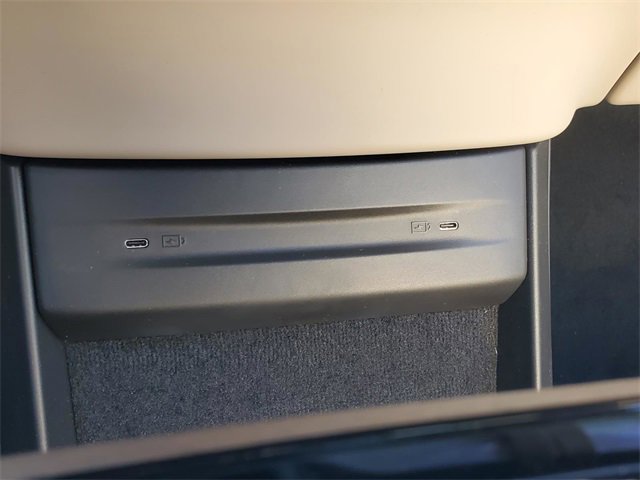 New 2025 Volvo EX90 Plus w/ Protection Package Premier image 22