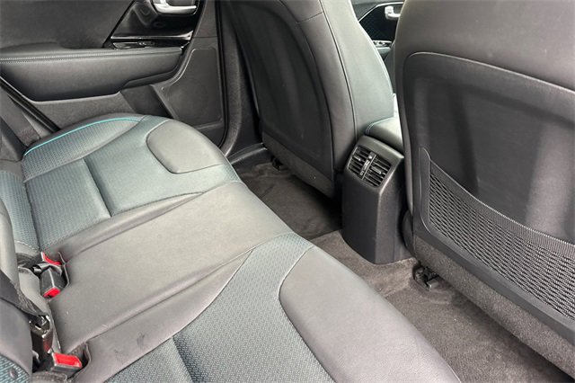 Used 2022 Kia Niro EX Premium image 17