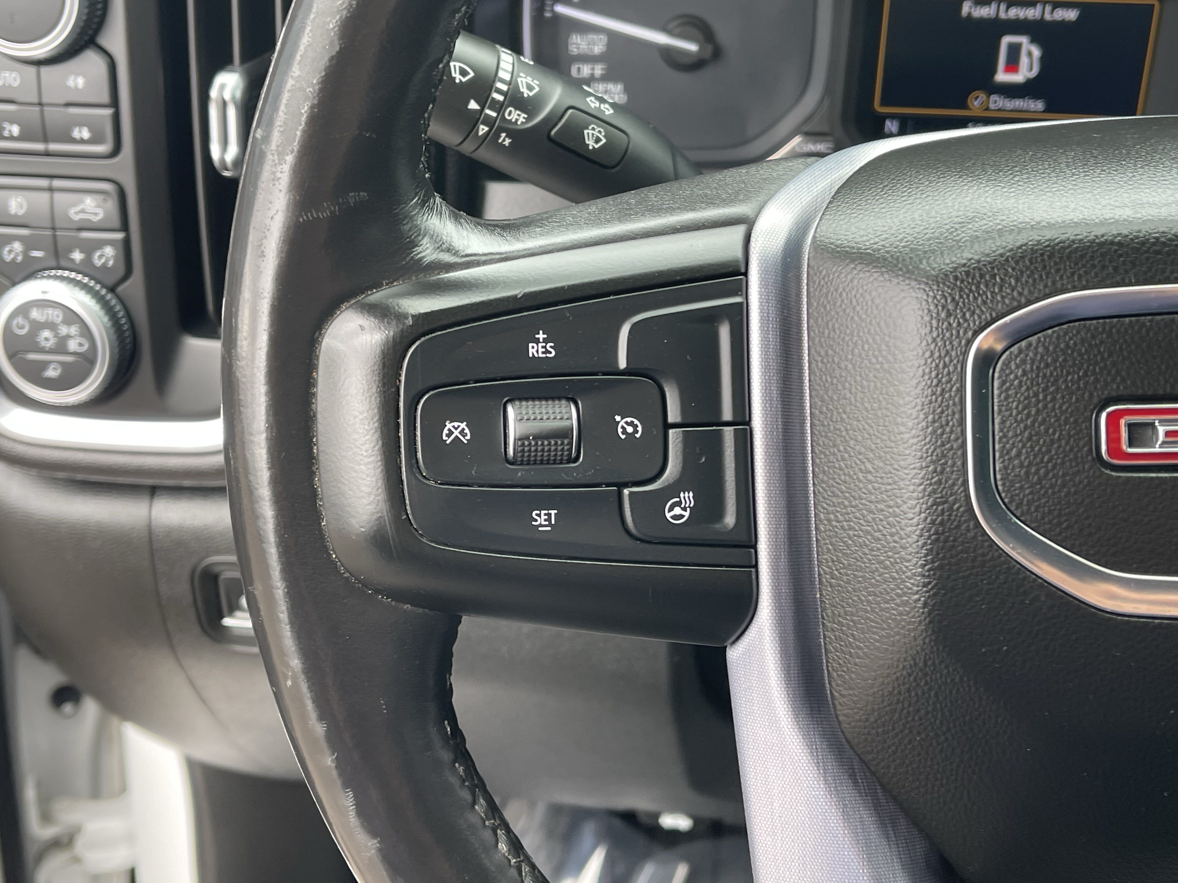 Used 2019 GMC Sierra 1500 SLT w/ X31 Off-Road Package AWD/4WD image 24
