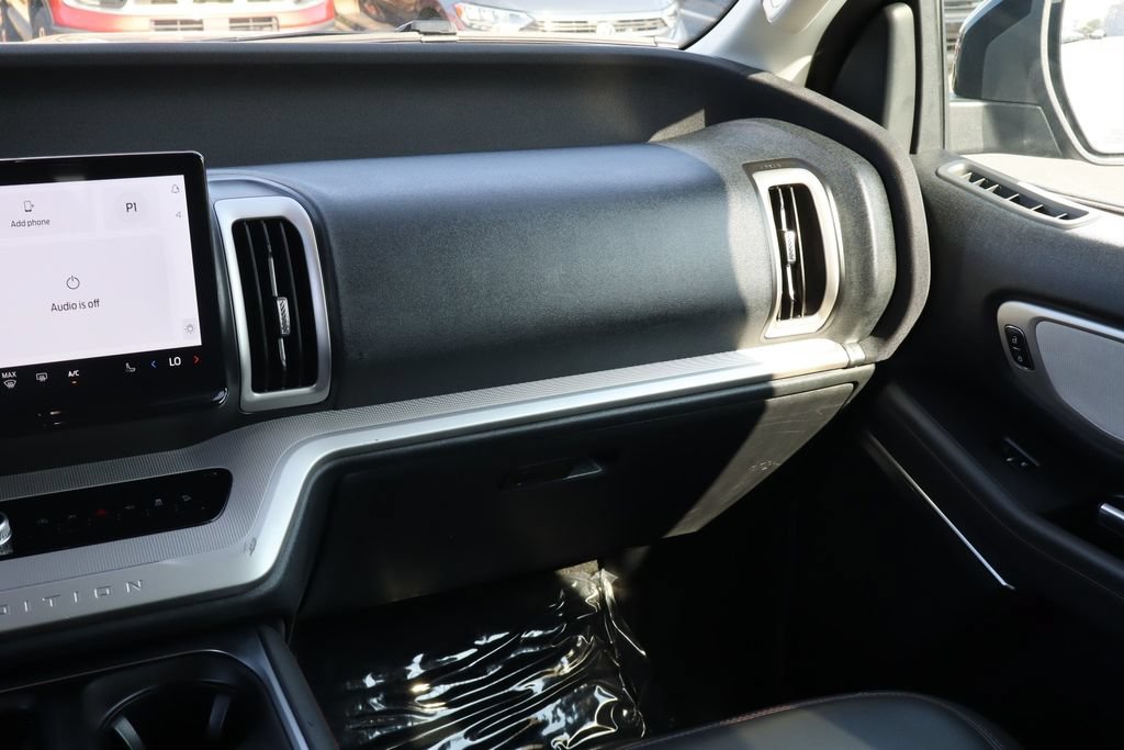 Used 2025 Ford Expedition Max Active AWD/4WD image 30