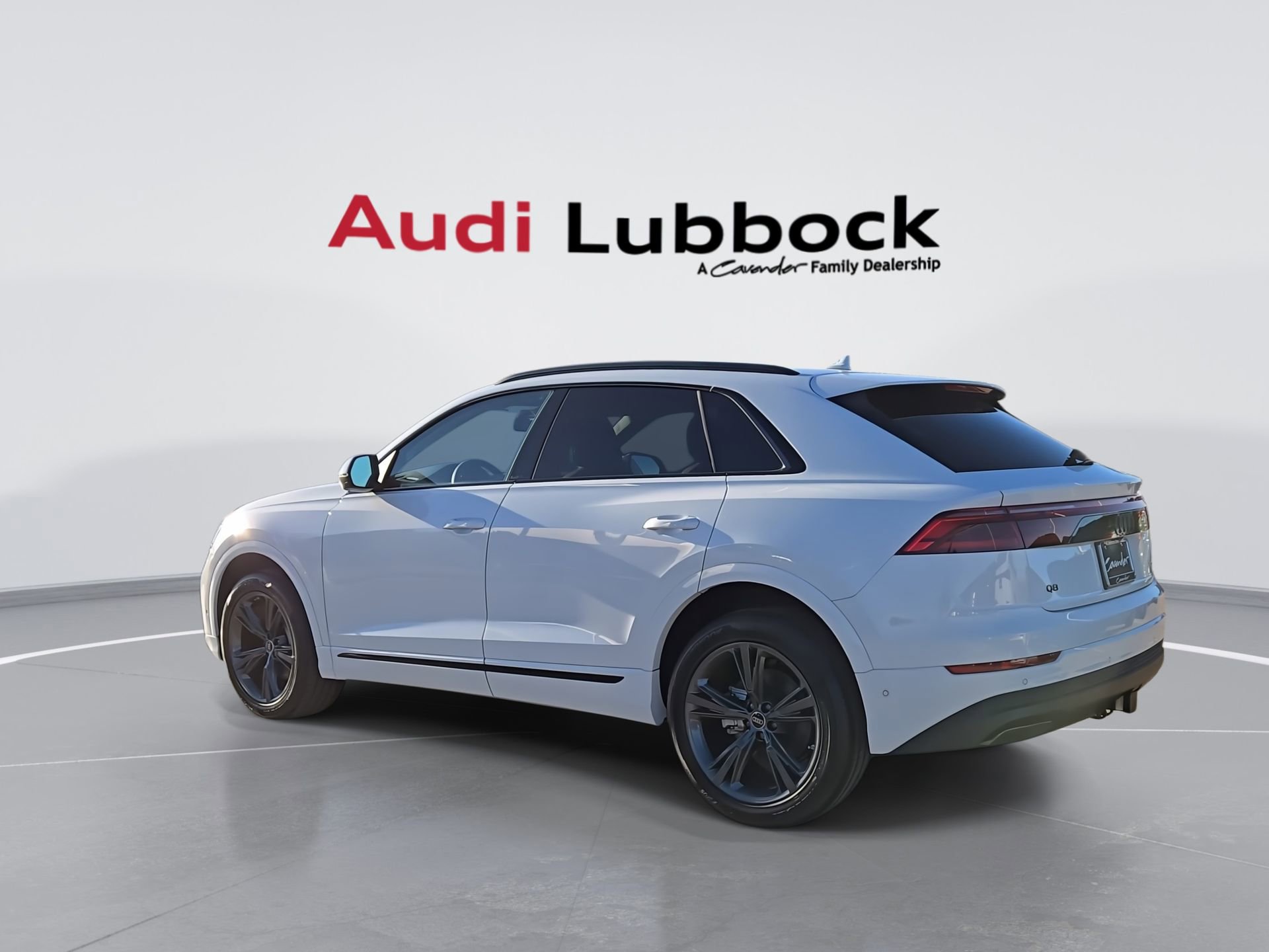 New 2026 Audi Q8 Premium image 7