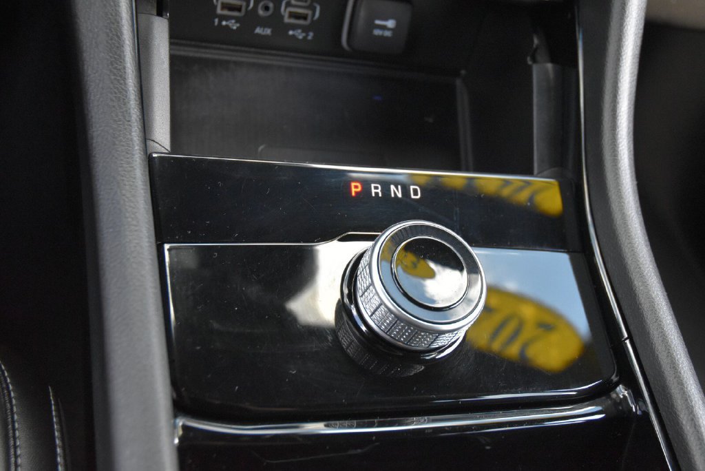 Used 2023 Jeep Grand Cherokee Altitude AWD/4WD image 22